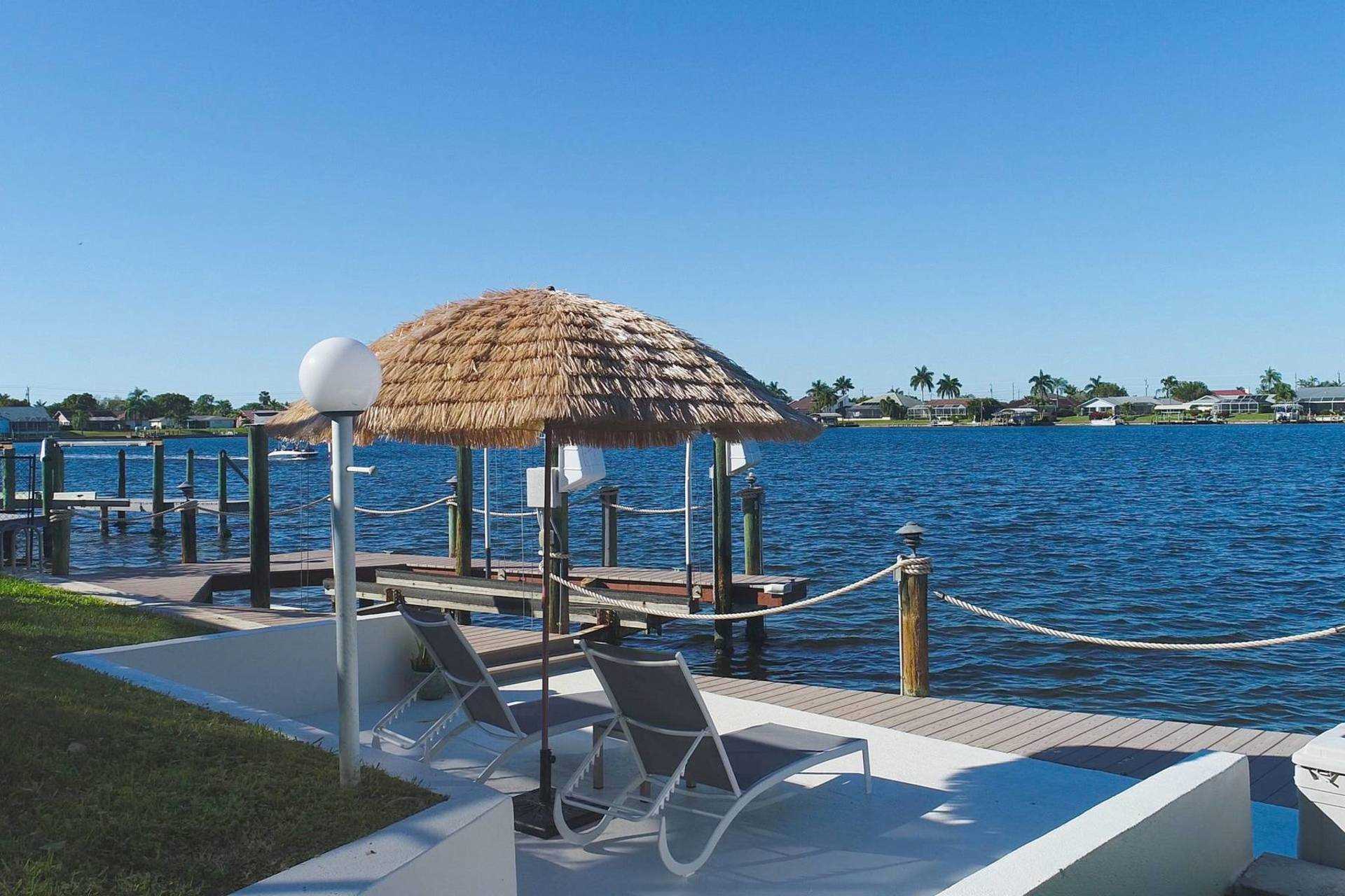 Villa Melima Stylishly Furnished Lakefront Home with Gulf Access in