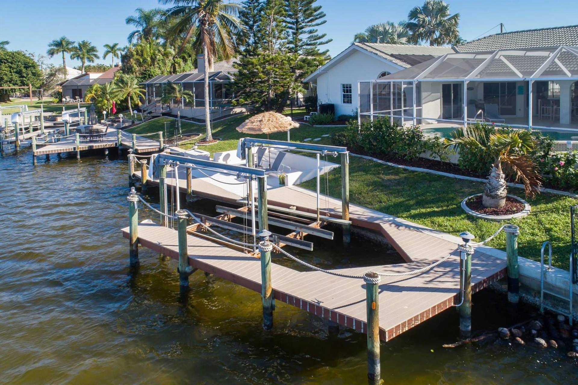 Villa Melima Stylishly Furnished Lakefront Home with Gulf Access in